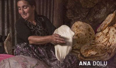 Zeray Ana Dolu Videosuyla Annelerin Gönlünde Taht Kurdu!